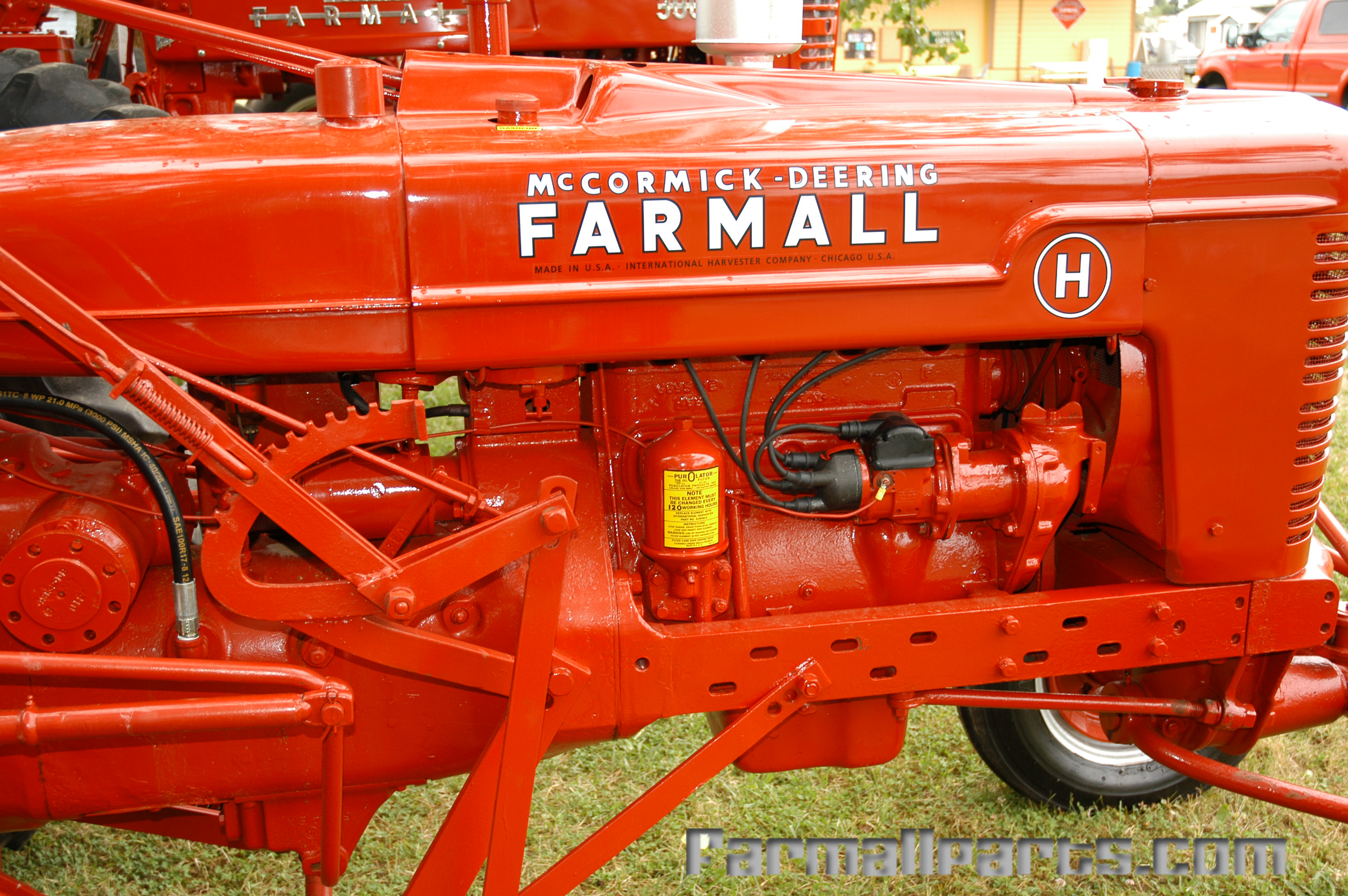 farmall h logo