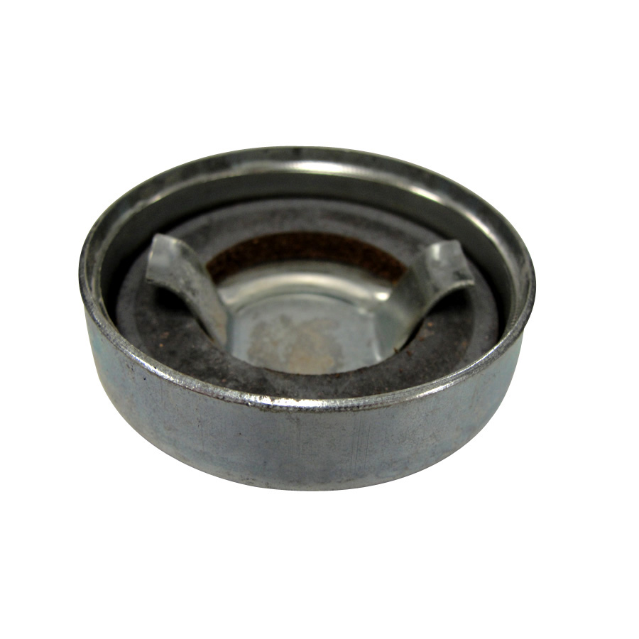 International Harvester Cap Auxiliary fuel cap with gasket. ID: 1.75