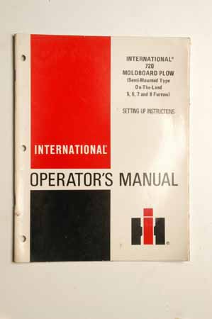 IH Operator's Manual - International 720 Moldboard Plow
