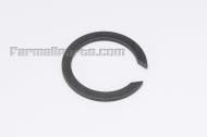 If your PTO shaft has a groove this clip is needed.